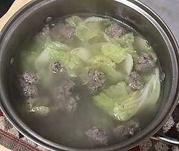 汆丸子汤的做法