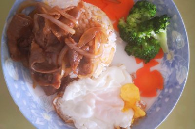 牛肉饭