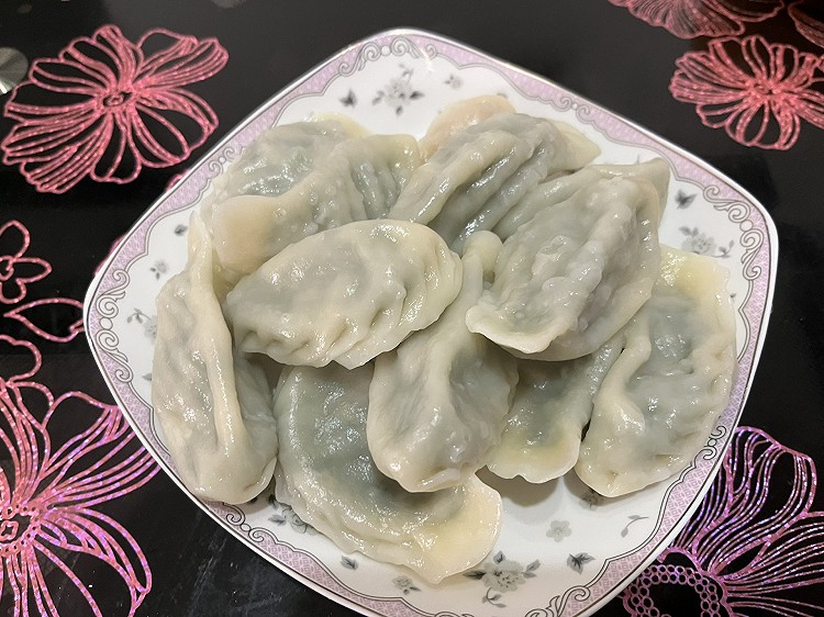 茴香馅儿的饺子。的做法