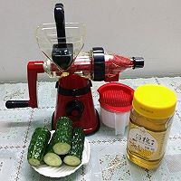 黄瓜蜂蜜汁#爱的暖胃季-美的智能破壁料理机#的做法图解1