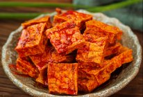 湖南特色香辣豆干做法劲辣版，适合爱辣的朋友的做法