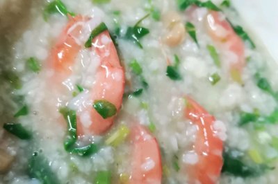 大海的味道：鲜虾蔬菜粥