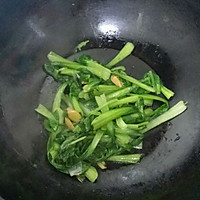 青菜豆腐鱼丸汤的做法图解2