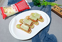 午餐肉黄瓜三明治的做法