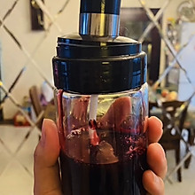 石榴果酱味美香甜