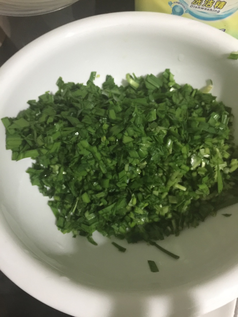 韭菜盒子的做法图解3