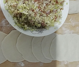 白菜羊肉蒸饺的做法