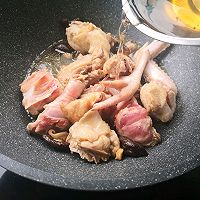 #巨下饭的家常菜#香菇鸡汤的做法图解4