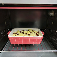 用烤箱做的蔓越莓吐司布丁比蛋糕还好吃的做法图解11