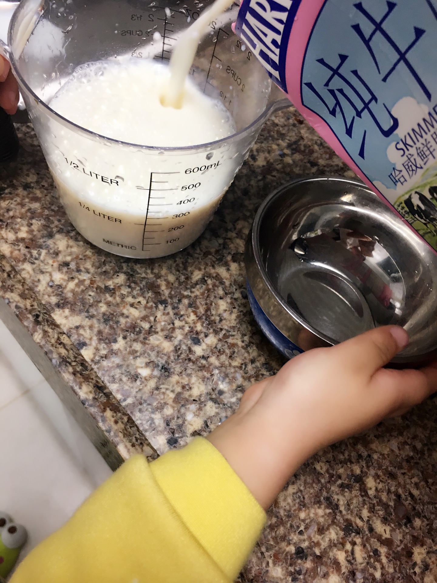 牛奶热可可,牛奶热可可的家常做法 - 美食杰菜谱做法大全