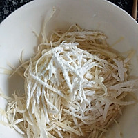 土豆丝煎饼的做法图解2