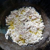 #仙女们的私藏鲜法大PK#夏日时蔬炒肉丝的做法图解4