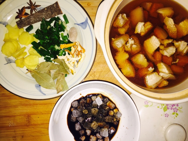 外婆红烧肉#金龙鱼外婆乡小榨菜籽油#的做法图解4