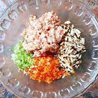 白菜肉卷的做法图解1