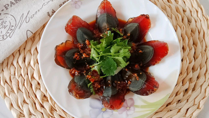 清凉败火的快手菜-姜汁皮蛋