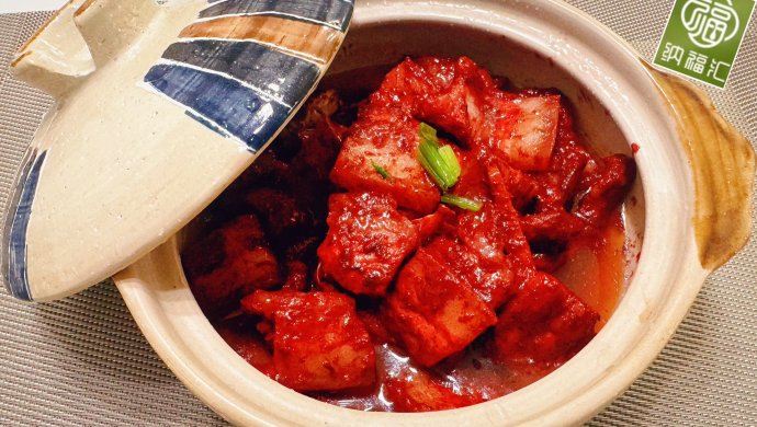 肉香四溢！酒糟焖五花肉。