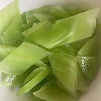 爆炒海螺片的做法图解1