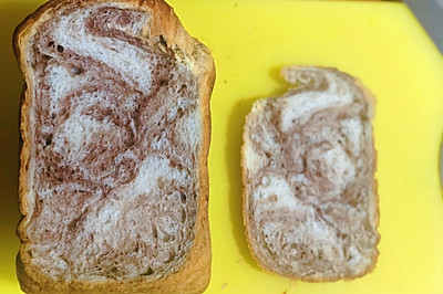 大理石纹面包