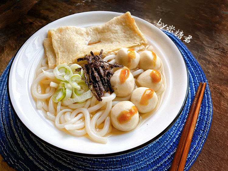 鱼丸粗面+日式昆布高汤做法的做法
