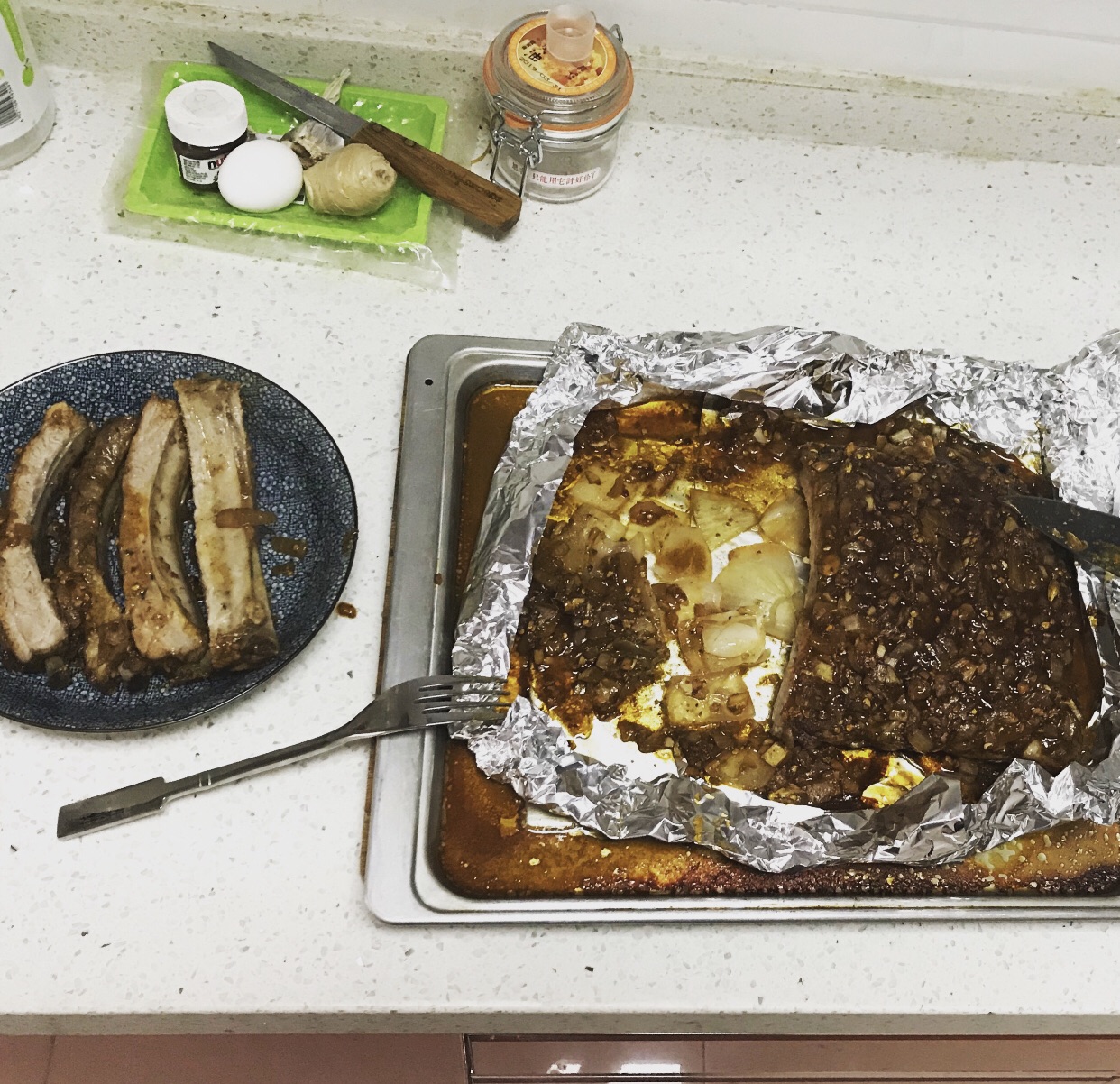 Grilled pork ribs