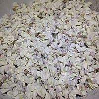 槐花麦饭的做法图解2