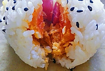咸蛋黄肉松糯米饭团的做法