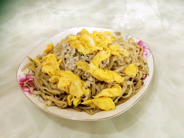 蒜香鸡蛋拌面的做法图解10