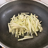 茄子丝炒粉条的做法图解4
