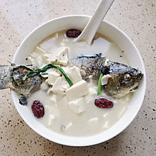 超鲜美 鲫鱼豆腐汤
