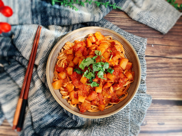 番茄土豆浓汤面