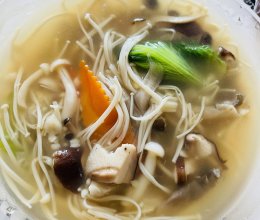 消耗火锅局剩菜❤️七仙菌菇汤的做法