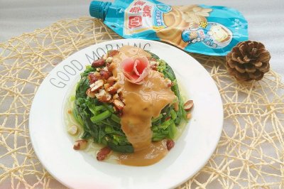 花生酱拌菠菜