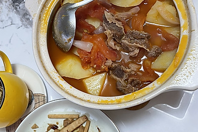 番茄土豆炖牛腩