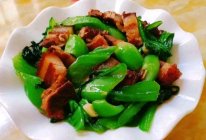 广东丨水东芥菜炒扣肉的做法