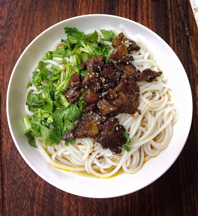 麻辣牛肉粉的做法