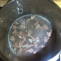 萝卜牛腩汤的做法图解1