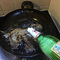 最好吃的啤酒垮炖黄鱼的做法图解2