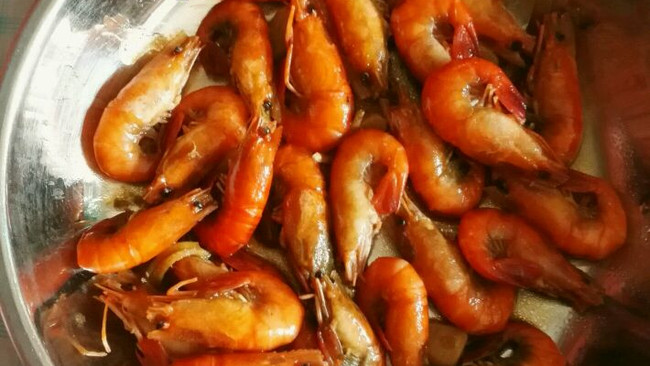 【儿童餐】烧河虾的做法