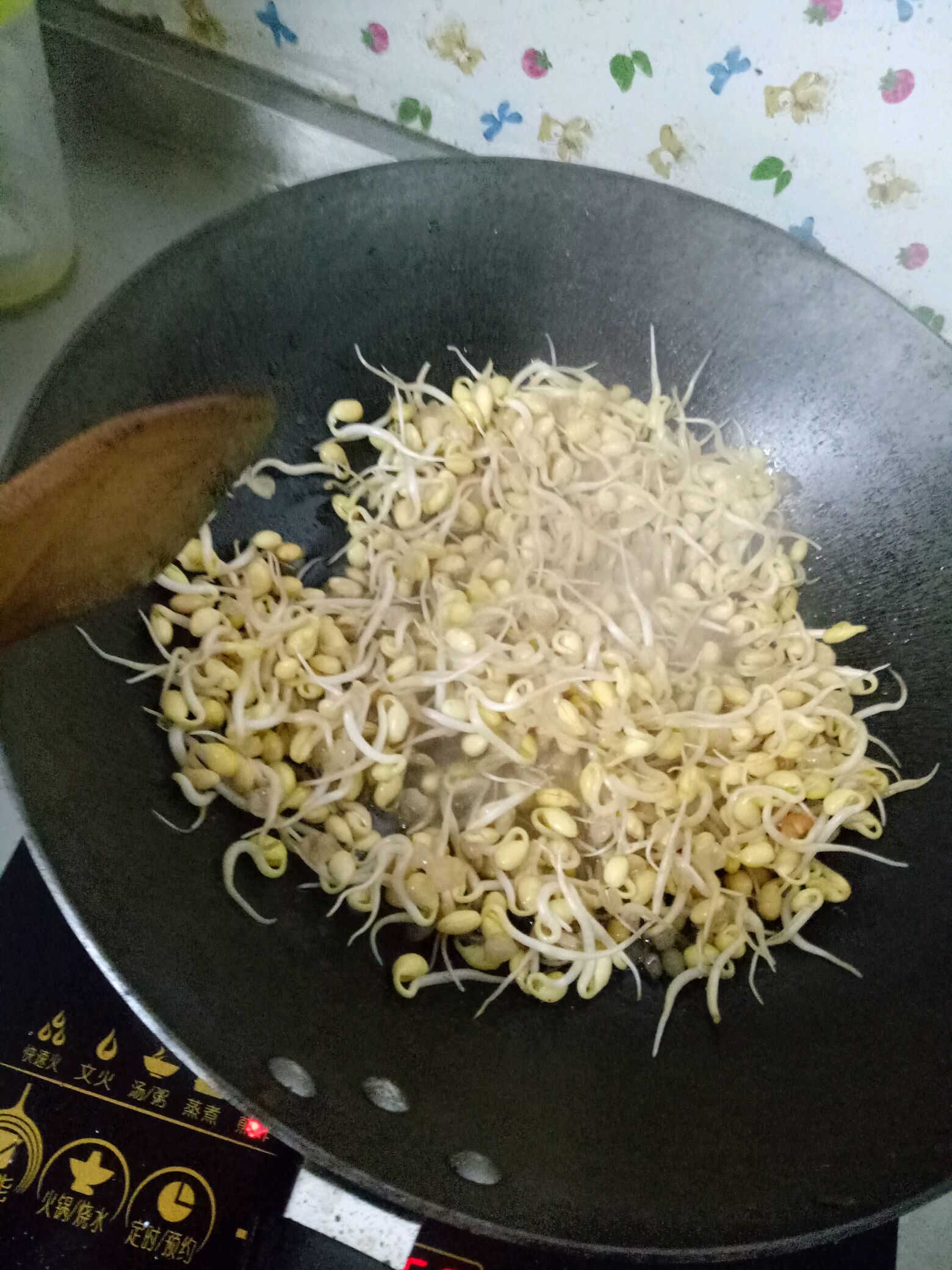 自制黄豆芽怎么做_自制黄豆芽的做法_海天一色的厨房_豆果美食