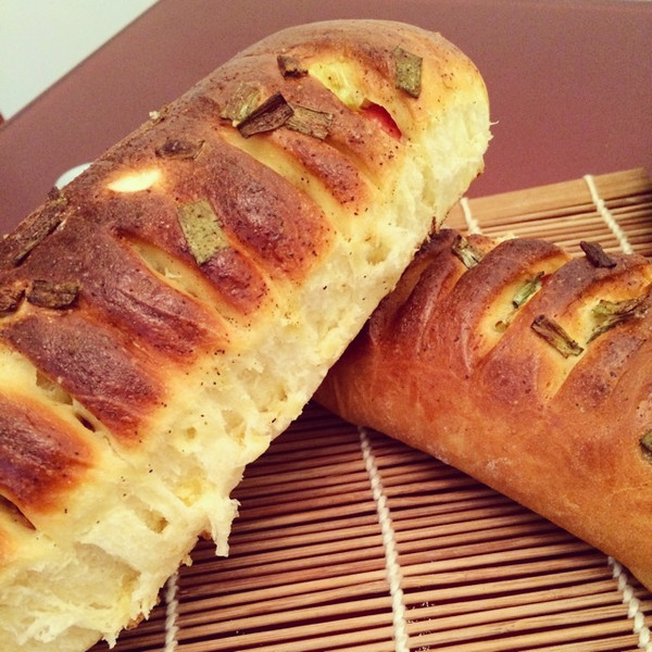 火腿奶酪面包—柏翠面包机+美的烤箱