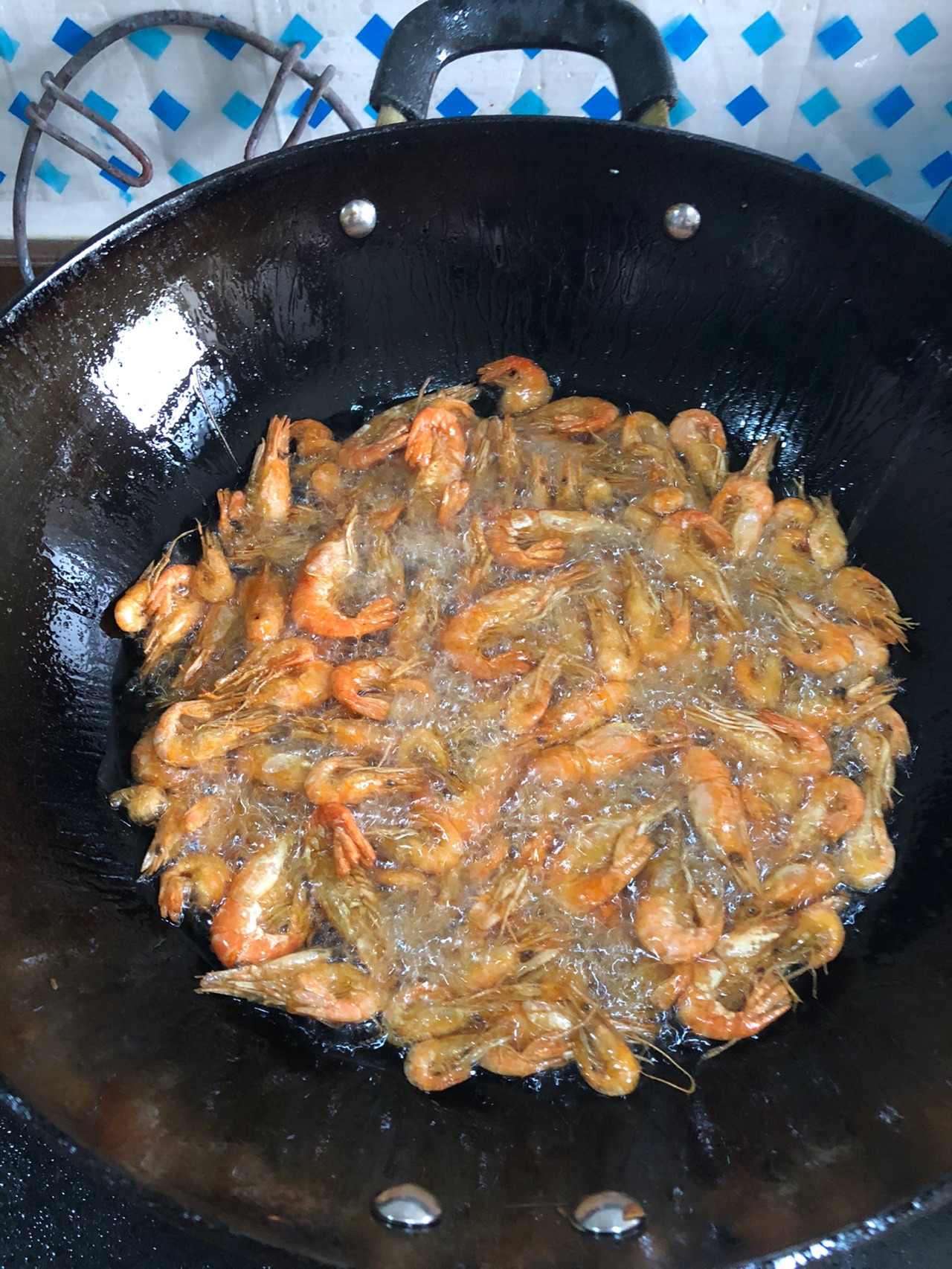 酱油河虾怎么做_酱油河虾的做法视频_美食台_豆果美食