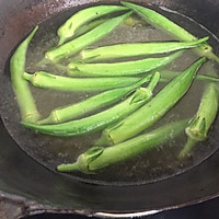 白灼秋葵的做法图解2