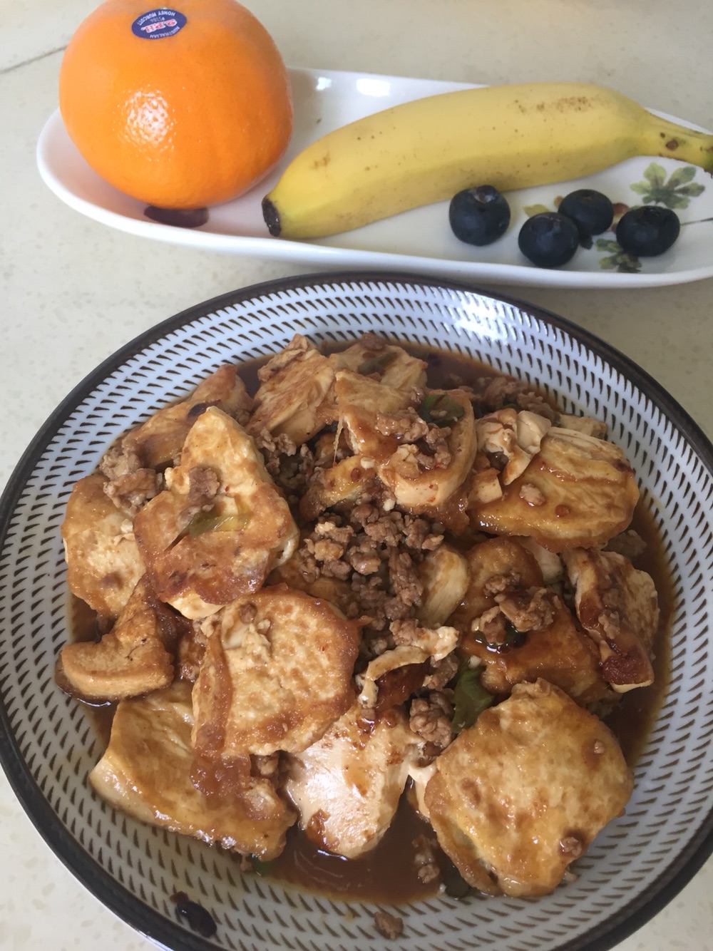 Stewed tofu in pot