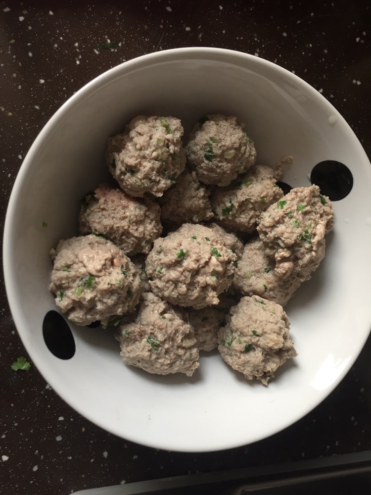 咖喱土豆香菜牛肉丸的做法图解3