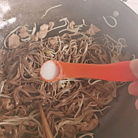 #换着花样吃早餐#猪肉豆芽炒面的做法图解8