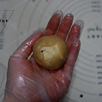 广式蔓越莓椰蓉月饼的做法图解16