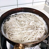 #烤究美味 灵魂就酱#烤肉酱拌面的做法图解2