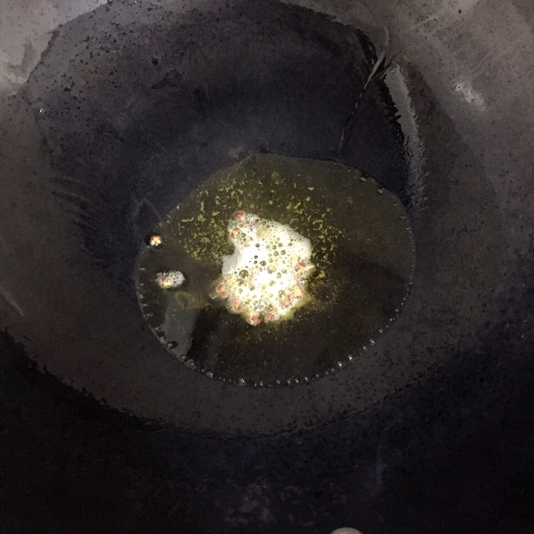 蘑菇炒肉的做法图解5