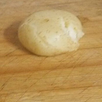 敲扁土豆的做法图解2