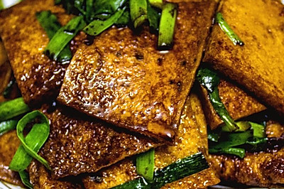 红烧千叶豆腐— —豆腐也可以做得有滋有味